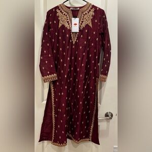 Khaadi 2pc dress dupatta is not include